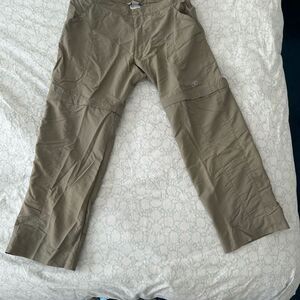 Women’s Olive Cargo Hiking Pants Size 16